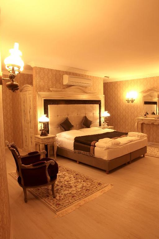 Trilyali Butik Hotel Tirilye Екстер'єр фото